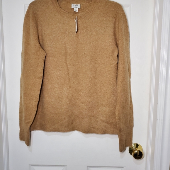 J. Crew Sweaters - J. Crew Women's Crew Neck Long Sleeve Sweater